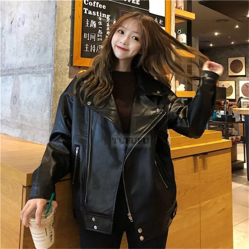 Japanese Fashion Women Loose Leather Moto Jacket Chic Streetwear Long Sleeve Coat Outerwear Korean High Street Black Leather Top
Japanese Fashion Women Loose Leather Moto Jacket Chic Streetwear Long Sleeve Coat Outerwear Korean High Street Black Leather Top