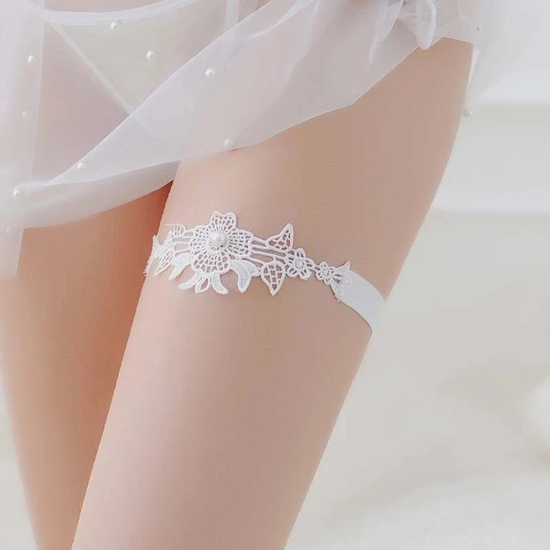 1Pcs Women Girls Lace Floral Bridal Lingerie pearl Wedding Party Cosplay Leg Garter Belt Suspender Black/White
1Pcs Women Girls Lace Floral Bridal Lingerie pearl Wedding Party Cosplay Leg Garter Belt Suspender Black/White