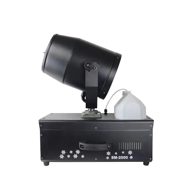 Sacudiendo la Head, la machine de nieve escenica de 3500 ватиos.
Sacudiendo la Head, la machine de nieve escenica de 3500 ватиos.
