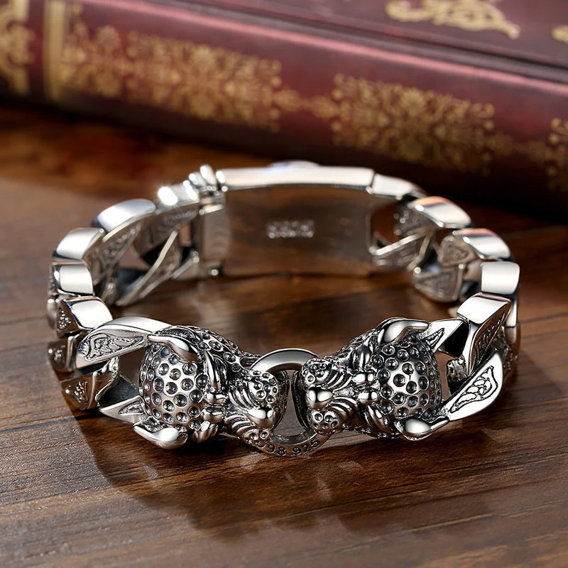 New Leopard Horsetail Braided Silver Bracelet Men's And Women's Retro Original Handmade Bracelet Jewelry Accessories
New Leopard Horsetail Braided Silver Bracelet Men's And Women's Retro Original Handmade Bracelet Jewelry Accessories