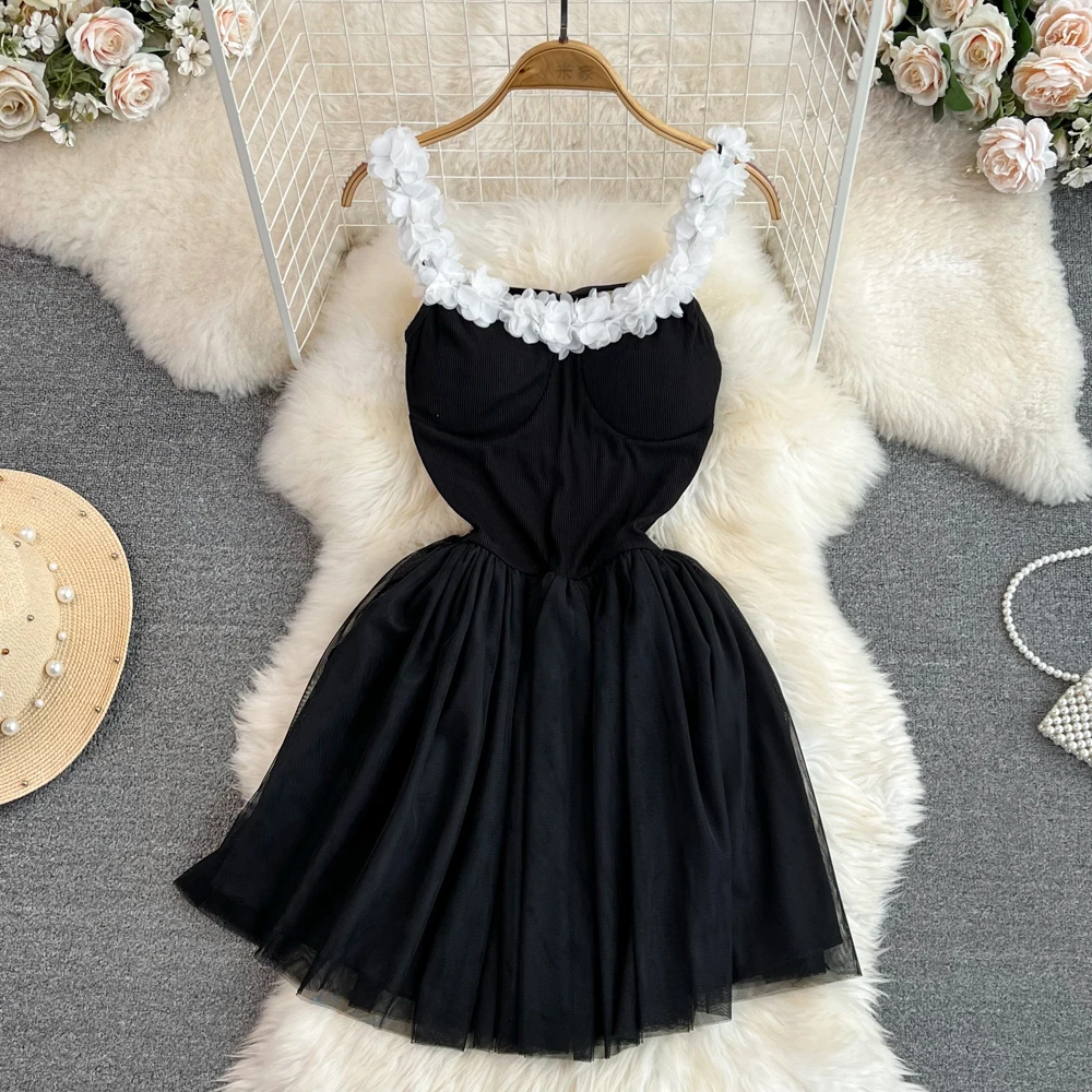 2023 Summer Korean Edition Hanging Neck Off Shoulder Waist Sleeveless Small A-line Poached Princess Dress
2023 Summer Korean Edition Hanging Neck Off Shoulder Waist Sleeveless Small A-line Poached Princess Dress