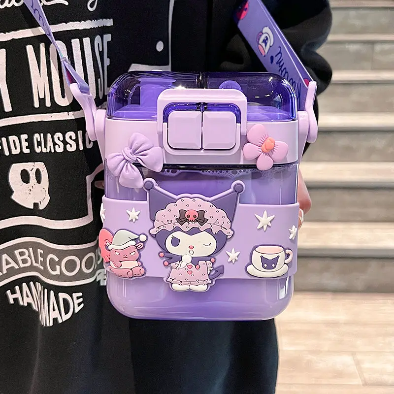 Sanrios Cinnamoroll Kuromi Квадратная бутылка воды My Melody мультяшный милый двойной питьевой соломинки чашка Kawaii Чашка для воды для детей
Sanrios Cinnamoroll Kuromi Квадратная бутылка воды My Melody мультяшный милый двойной питьевой соломинки чашка Kawaii Чашка для воды для детей