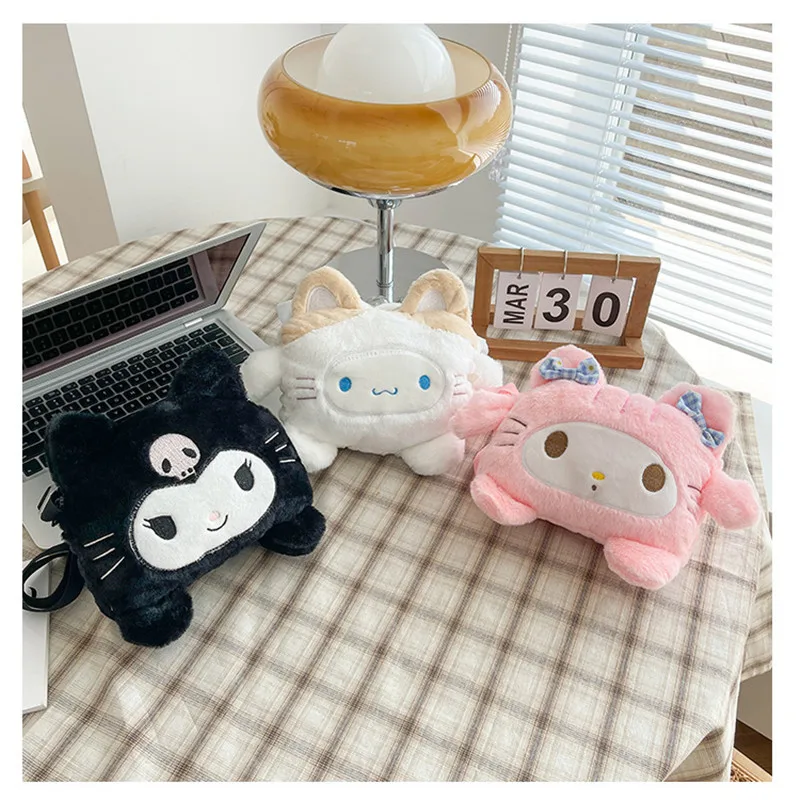 Sanrio, плюшевая сумка Hello Kitty с плюшевыми ушками внутри My Melody Kuromi, одна сумка через плечо, плюшевая сумка с зажимом, кошмар перед подарками
Sanrio, плюшевая сумка Hello Kitty с плюшевыми ушками внутри My Melody Kuromi, одна сумка через плечо, плюшевая сумка с зажимом, кошмар перед подарками