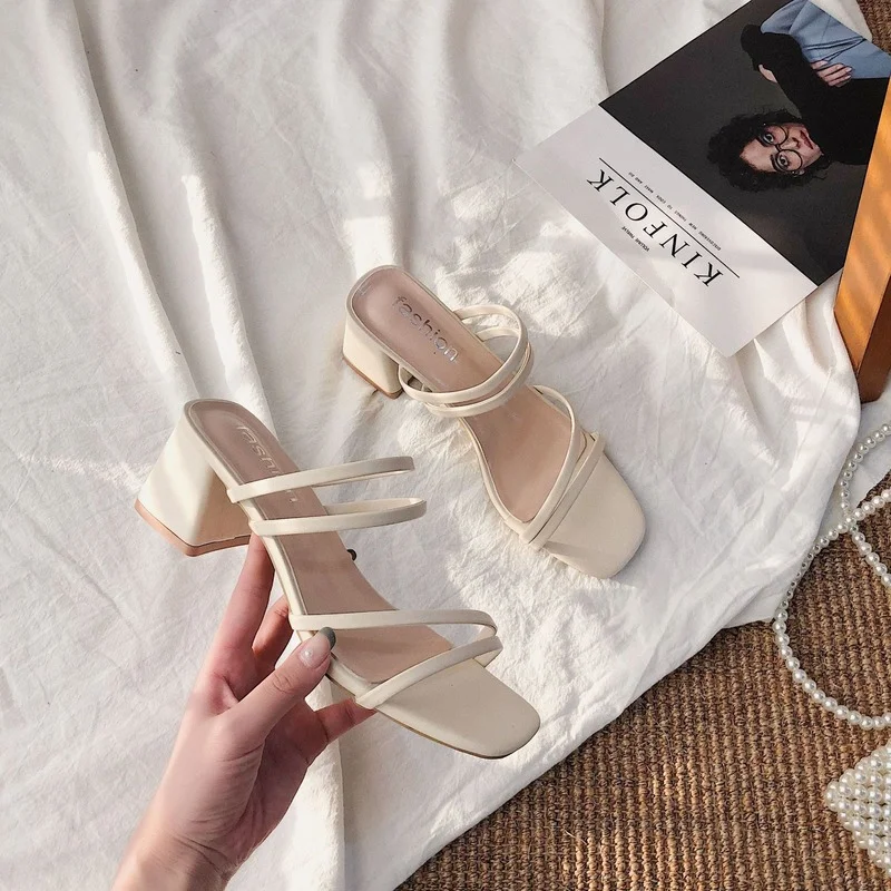 New 2022Female Sandals Sexy Summer Slippers Ladies High Heels Square Open Toe Slides Party Shoes Women Sandals for Women
New 2022Female Sandals Sexy Summer Slippers Ladies High Heels Square Open Toe Slides Party Shoes Women Sandals for Women