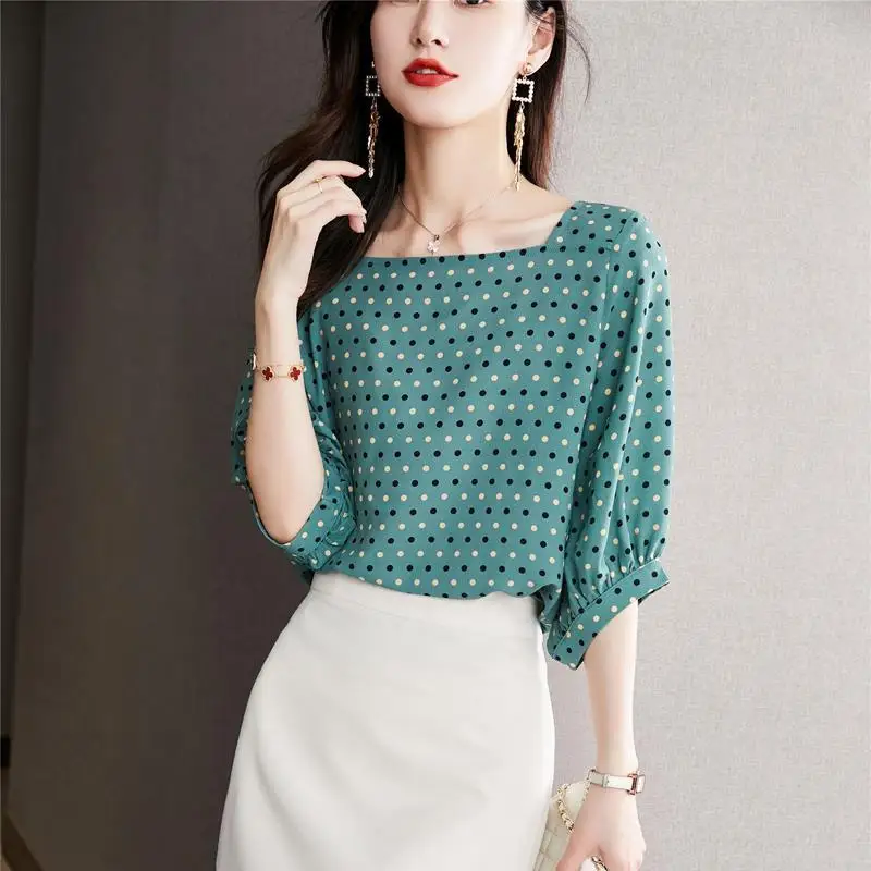 Korean Elegantes Office Chiffon T Shirts for Women 2022 Basic Vintage Tee Summer Polka Dot Short Sleeve Loose Oversized Tops
Korean Elegantes Office Chiffon T Shirts for Women 2022 Basic Vintage Tee Summer Polka Dot Short Sleeve Loose Oversized Tops