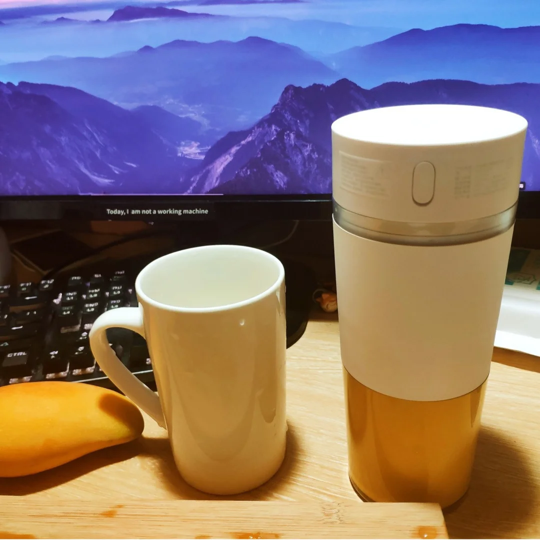 Portable Juicer Fruit Cup Wireless Juicers Extractor Machine Xiaomi MIJIA Mi USB Grinder Blenders Kitchen Mixer Quick Juicing
Portable Juicer Fruit Cup Wireless Juicers Extractor Machine Xiaomi MIJIA Mi USB Grinder Blenders Kitchen Mixer Quick Juicing