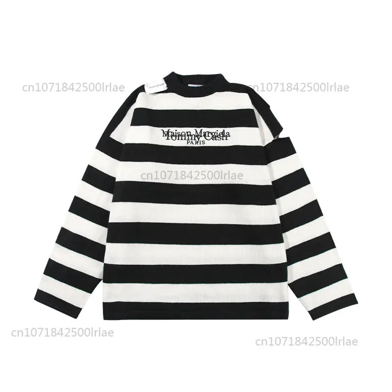 Maison Margiela Sweaters Men and Women 22SS New MM6 Women's Oversized Striped Edition Ripped Knitted Sweater Harajuku Pullover
Maison Margiela Sweaters Men and Women 22SS New MM6 Women's Oversized Striped Edition Ripped Knitted Sweater Harajuku Pullover
