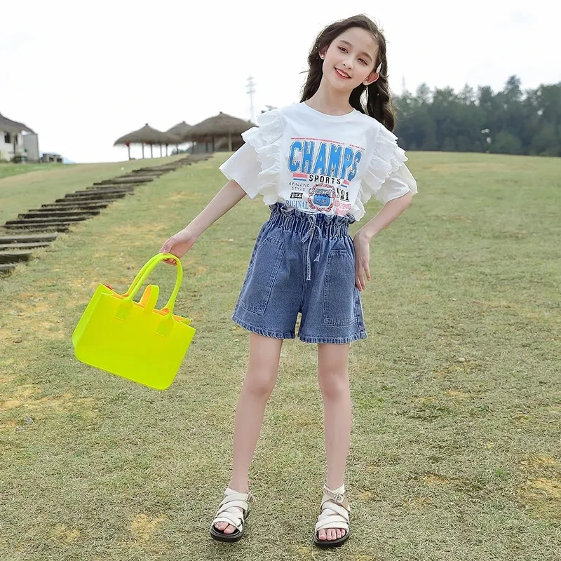 Teenage Girls Clothes Set Summer Clothes New Children's Short-sleeved T-shirt Denim Shorts Two-piece Girl Baby Clothing Set
Teenage Girls Clothes Set Summer Clothes New Children's Short-sleeved T-shirt Denim Shorts Two-piece Girl Baby Clothing Set