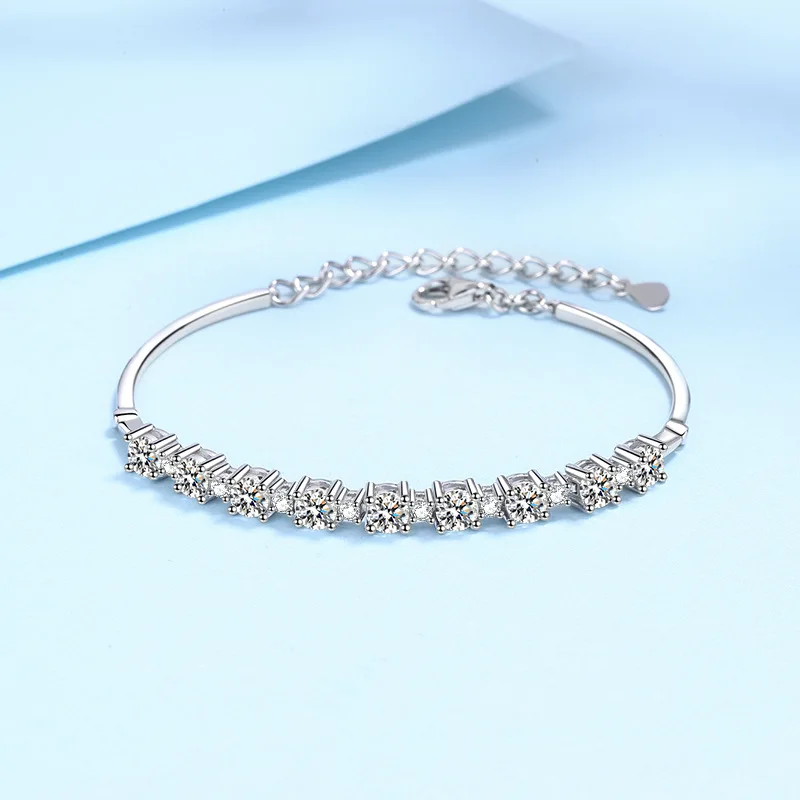 Luxury Moissanite Bracelet Nine Stones Total 2.7CT VVS Diamond 925 Sterling Silver High Quality Jewelry For Women Wholesale
Luxury Moissanite Bracelet Nine Stones Total 2.7CT VVS Diamond 925 Sterling Silver High Quality Jewelry For Women Wholesale