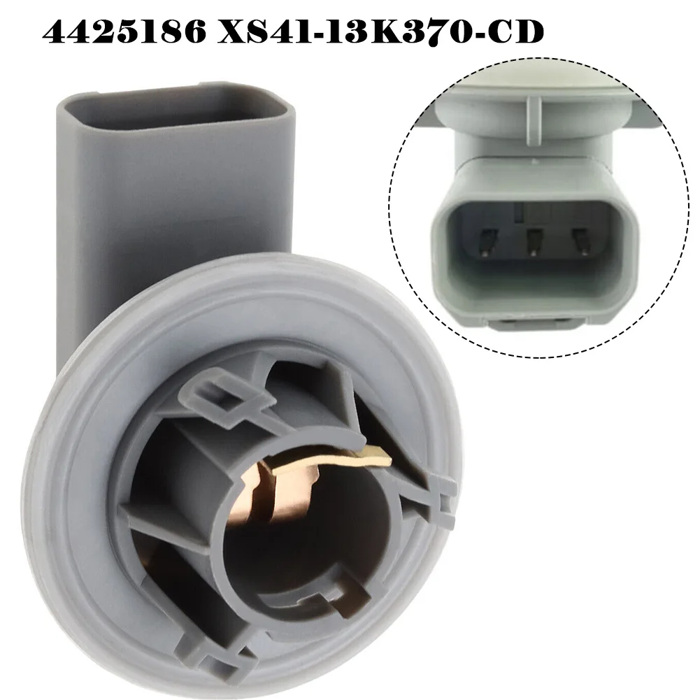 Stop Light Lamp Bulb Holder For Ford Focus 1nd Generation Hatchback & Focus 2nd Generation 2004-2008 4425186 XS41-13K370-CD
Stop Light Lamp Bulb Holder For Ford Focus 1nd Generation Hatchback & Focus 2nd Generation 2004-2008 4425186 XS41-13K370-CD