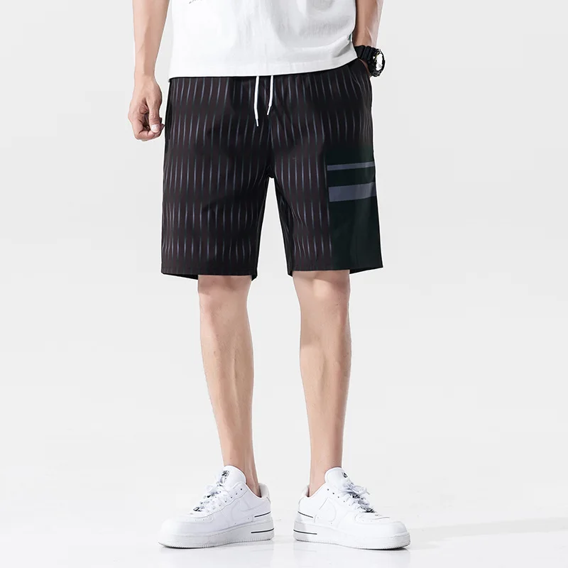 2021 Summer New Men's Youth Casual Beach Pants Fashion Loose Striped Printed Five-point Pants Cool Trend
2021 Summer New Men's Youth Casual Beach Pants Fashion Loose Striped Printed Five-point Pants Cool Trend
