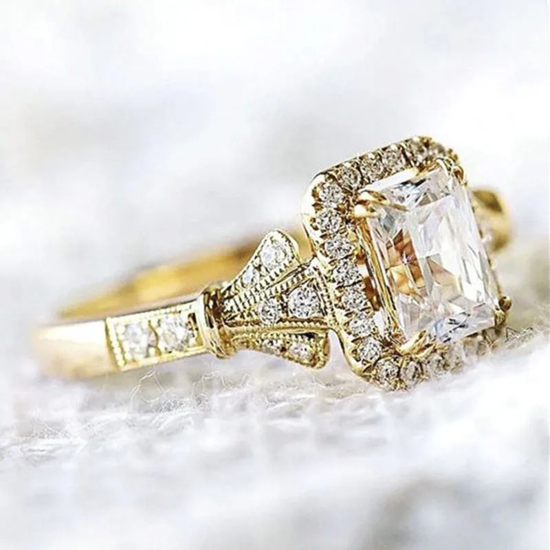 Hot Sale Square Cubic Zircon Ladies Ring Inlaid Shiny Rhinestone Crystal for Women Female Wedding Valentine's Day Jewelry
Hot Sale Square Cubic Zircon Ladies Ring Inlaid Shiny Rhinestone Crystal for Women Female Wedding Valentine's Day Jewelry