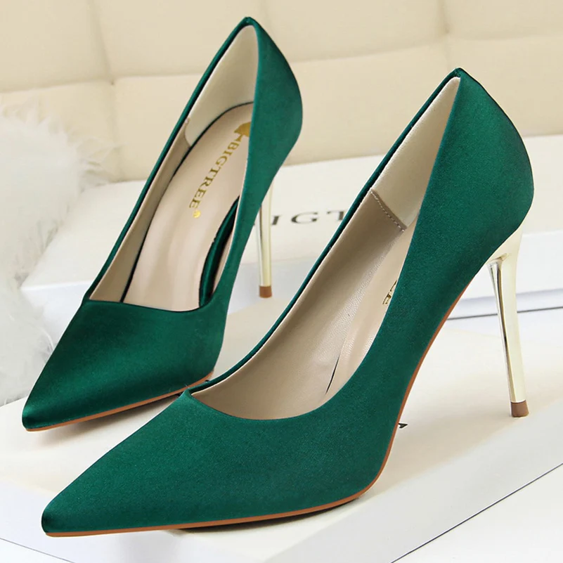 

2023 Women 10.5cm High Heels Pumps Lady Scarpins Satin Silk Fetish Stiletto Wedding Bridal Women Heels Blue Green Burgundy Shoes