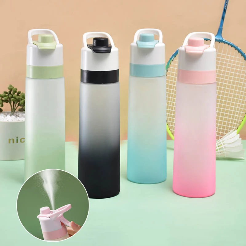 

700ml Spray Water Bottle Large Capacity Portable Outdoor Sport Fashion Cute Drinking Plastic Bottles BPA Free Eco-Friendly