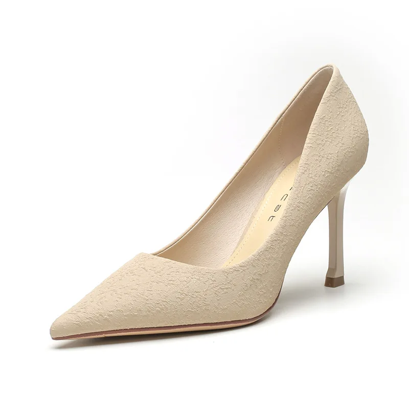 Women's shoes Pointed high heels stiletto heel 2021 winter simple and versatile square heel shallow mouth French single shoes
Women's shoes Pointed high heels stiletto heel 2021 winter simple and versatile square heel shallow mouth French single shoes