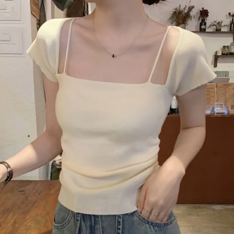 2023 Summer New Korean Style Slim Fit Temperament Square Collar Design Sense Knitwear Short Sleeve Girls' Tops INS Fashion
2023 Summer New Korean Style Slim Fit Temperament Square Collar Design Sense Knitwear Short Sleeve Girls' Tops INS Fashion