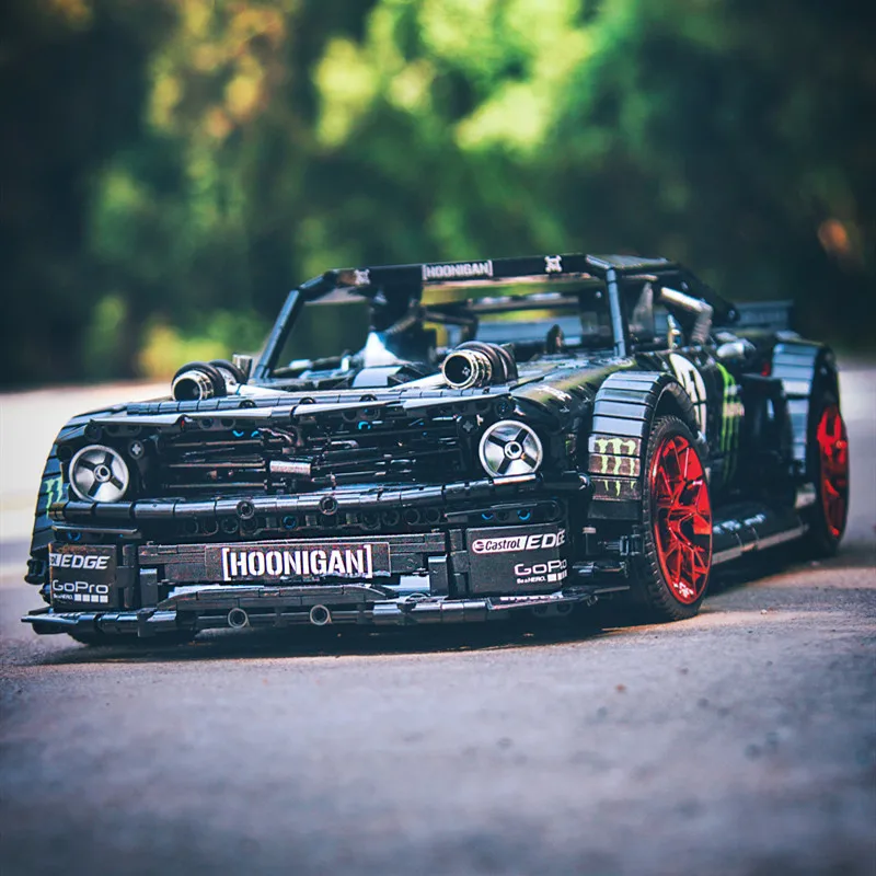 1:8 Technical Mustangsed Hoonicorns V2 Car 20102 Model bricks RC Muscle Cars MOC-22970 Building Blocks Kids Toys Birthday Gifts
1:8 Technical Mustangsed Hoonicorns V2 Car 20102 Model bricks RC Muscle Cars MOC-22970 Building Blocks Kids Toys Birthday Gifts