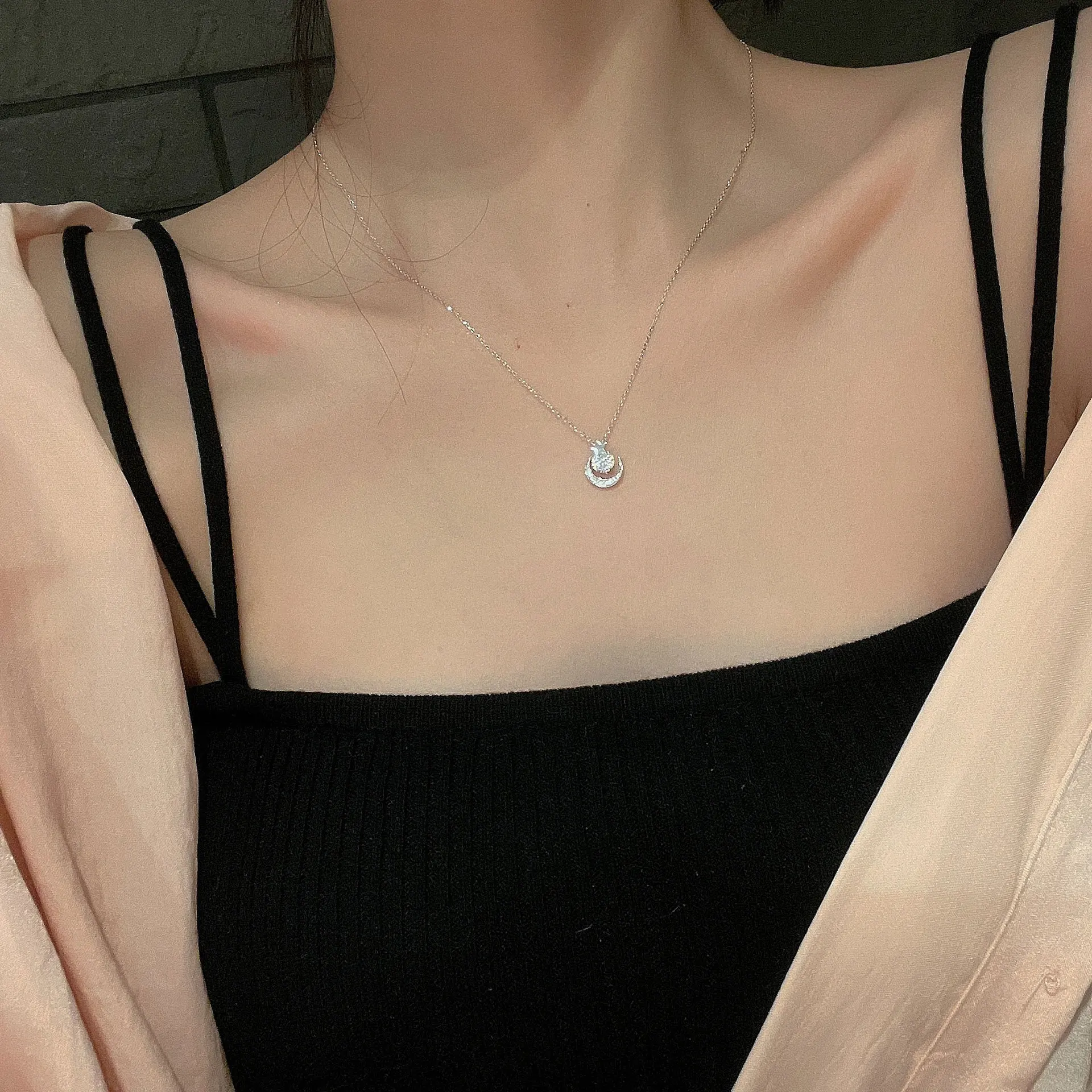 Star Moon Element Necklace Female 2022 New Trendy Niche Light Luxury Style Collarbone Chain Necklace for Women
Star Moon Element Necklace Female 2022 New Trendy Niche Light Luxury Style Collarbone Chain Necklace for Women