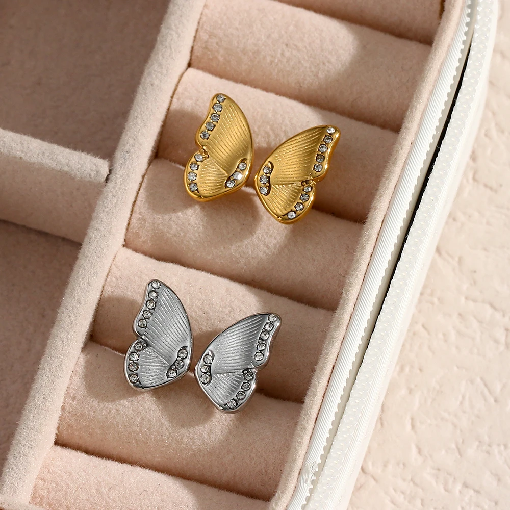 2022 New Crystal Butterfly Wing Stud Earrings 18K Gold Plated Stainless Steel Jewelry For Woman Ladies Animal Studs
2022 New Crystal Butterfly Wing Stud Earrings 18K Gold Plated Stainless Steel Jewelry For Woman Ladies Animal Studs