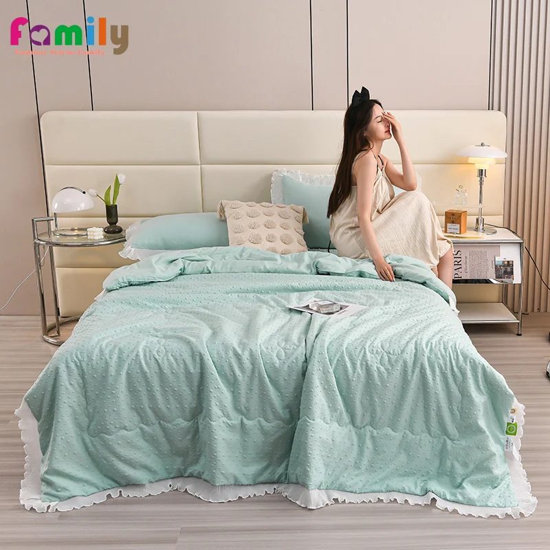 Washed Cotton Layers of Lace Quilt Warm Soft Microfiber Cooling Quilt Double-Sided Cooling Blanket Washable Fluffy Breathable
Washed Cotton Layers of Lace Quilt Warm Soft Microfiber Cooling Quilt Double-Sided Cooling Blanket Washable Fluffy Breathable