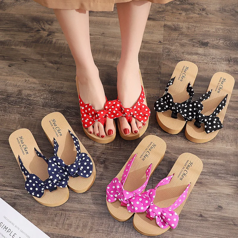 Shoes Women Ladies' Slippers Luxury Slides On A Wedge Pantofle Med Butterfly-Knot Shale Female Beach Rubber Flip Flops Soft Des
Shoes Women Ladies' Slippers Luxury Slides On A Wedge Pantofle Med Butterfly-Knot Shale Female Beach Rubber Flip Flops Soft Des