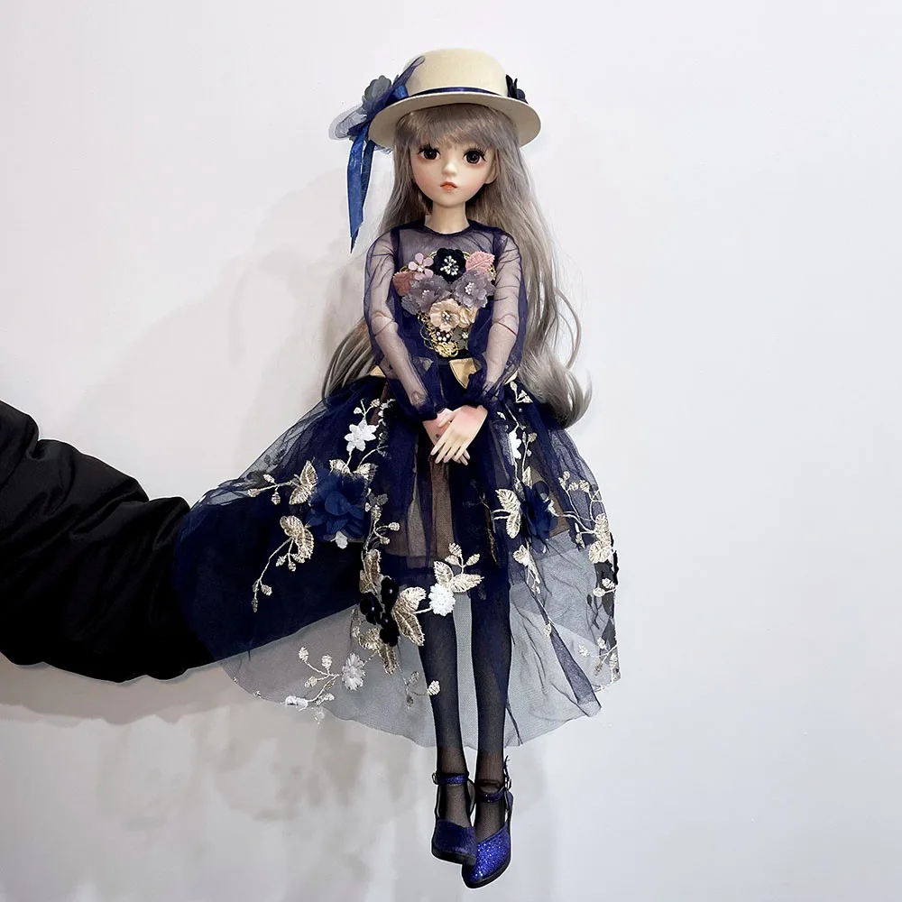1/3 BJD Doll 60cm Height Girl with Free Eyes Upgrade Face Makeup Moveable Wigs Hat Shoes Full Set Toys
1/3 BJD Doll 60cm Height Girl with Free Eyes Upgrade Face Makeup Moveable Wigs Hat Shoes Full Set Toys