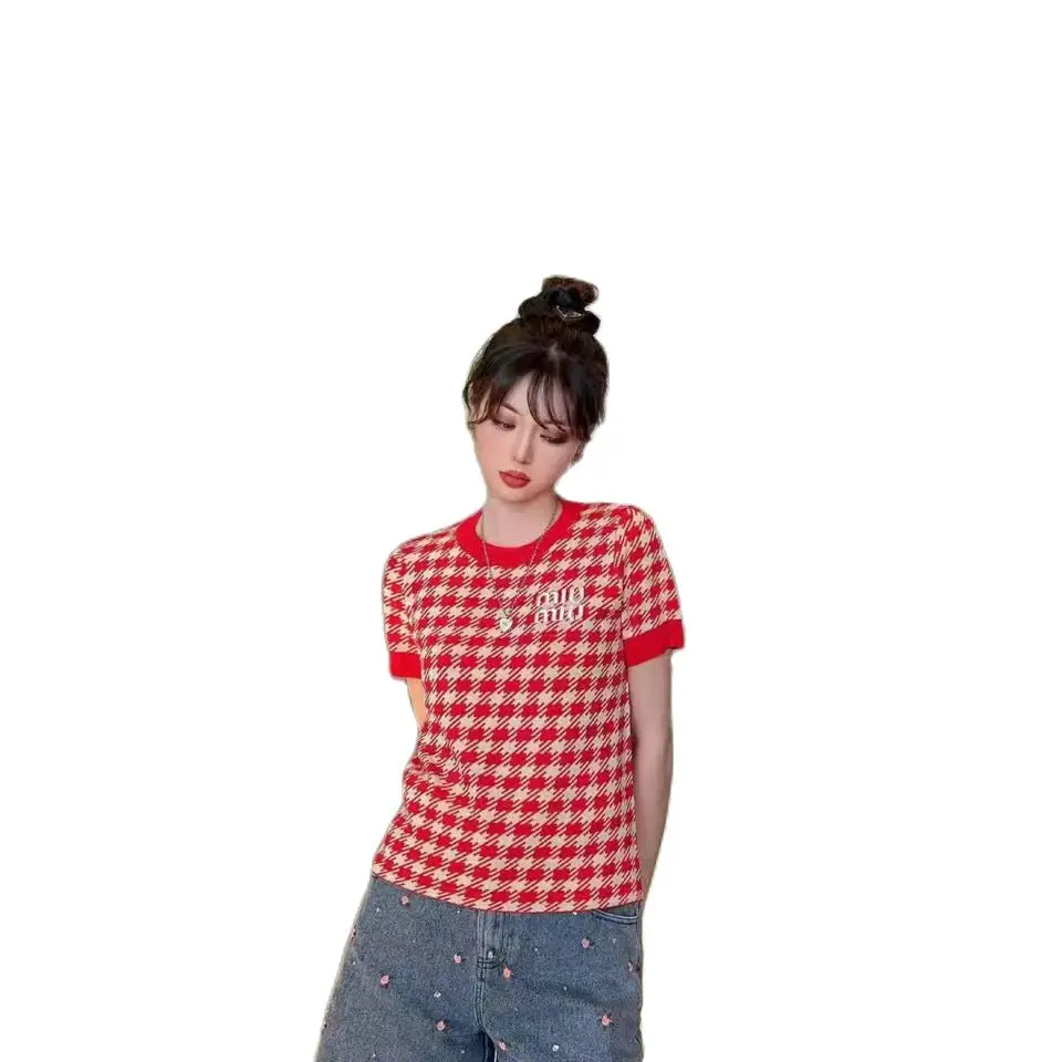 Summer Women's New Short Sleeve Hollow Out Comfortable and Breathable Casual Round Neck Pullover T-shirt
Summer Women's New Short Sleeve Hollow Out Comfortable and Breathable Casual Round Neck Pullover T-shirt