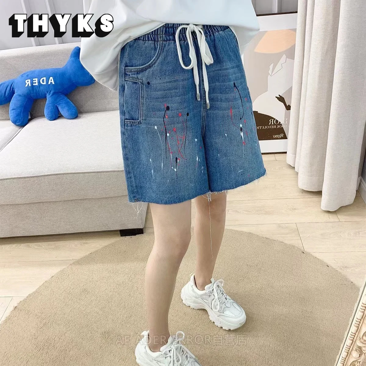 ADER ERROR 2022 Summer Denim Ink Splash Shorts Women's High Quality Raw Edge Washed Blue Loose Wide Leg Drawstring Jeans Trendy 
ADER ERROR 2022 Summer Denim Ink Splash Shorts Women's High Quality Raw Edge Washed Blue Loose Wide Leg Drawstring Jeans Trendy