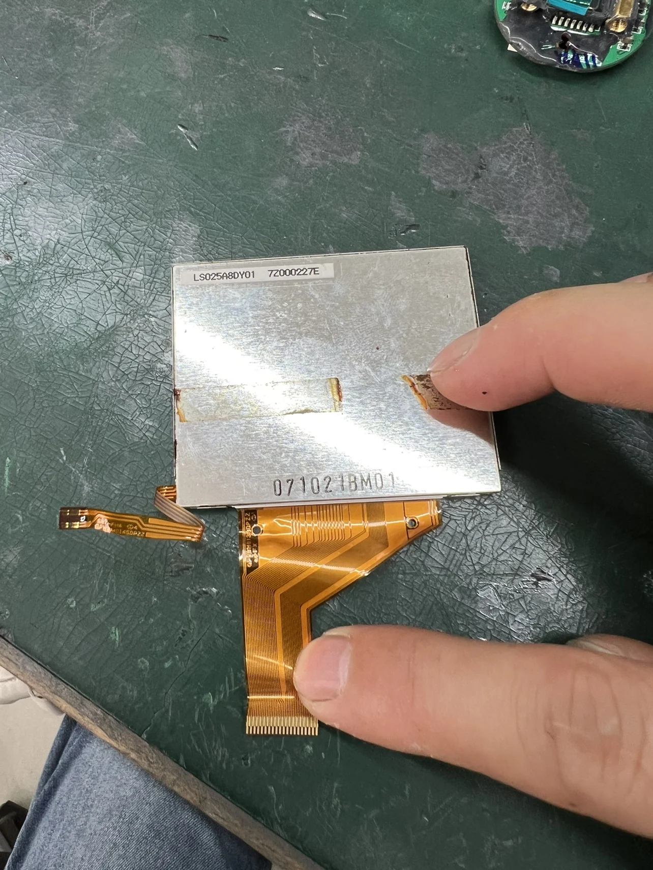 Новый и оригинальный 1,3-дюймовый ЖК-дисплей LS025A8DY01 LS025A3DB03S, обслуживание и Замена ЖК-экрана бесплатно