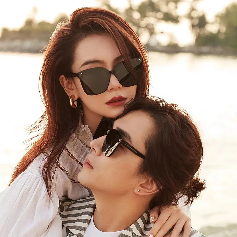 2021 new sunglasses for gentle men and women, elegant large frame sunglasses, Vintage Sunglasses, luxury original solo myma Lang
2021 new sunglasses for gentle men and women, elegant large frame sunglasses, Vintage Sunglasses, luxury original solo myma Lang
