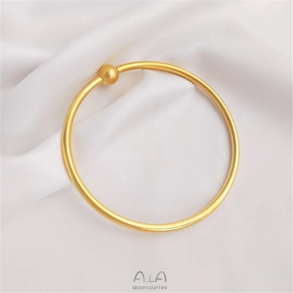 Vietnam strong color gold with open screw universal bracelet DIY string big hole transfer bead pendant ancient method bracelet
Vietnam strong color gold with open screw universal bracelet DIY string big hole transfer bead pendant ancient method bracelet