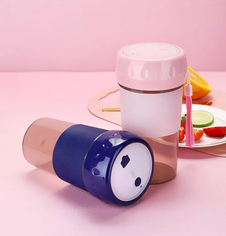NEW 2023 Juicers Mini Rechargeable USB Portable Household Mixer Food Processor Blender Juicers Machine Home Juice Cup New
NEW 2023 Juicers Mini Rechargeable USB Portable Household Mixer Food Processor Blender Juicers Machine Home Juice Cup New