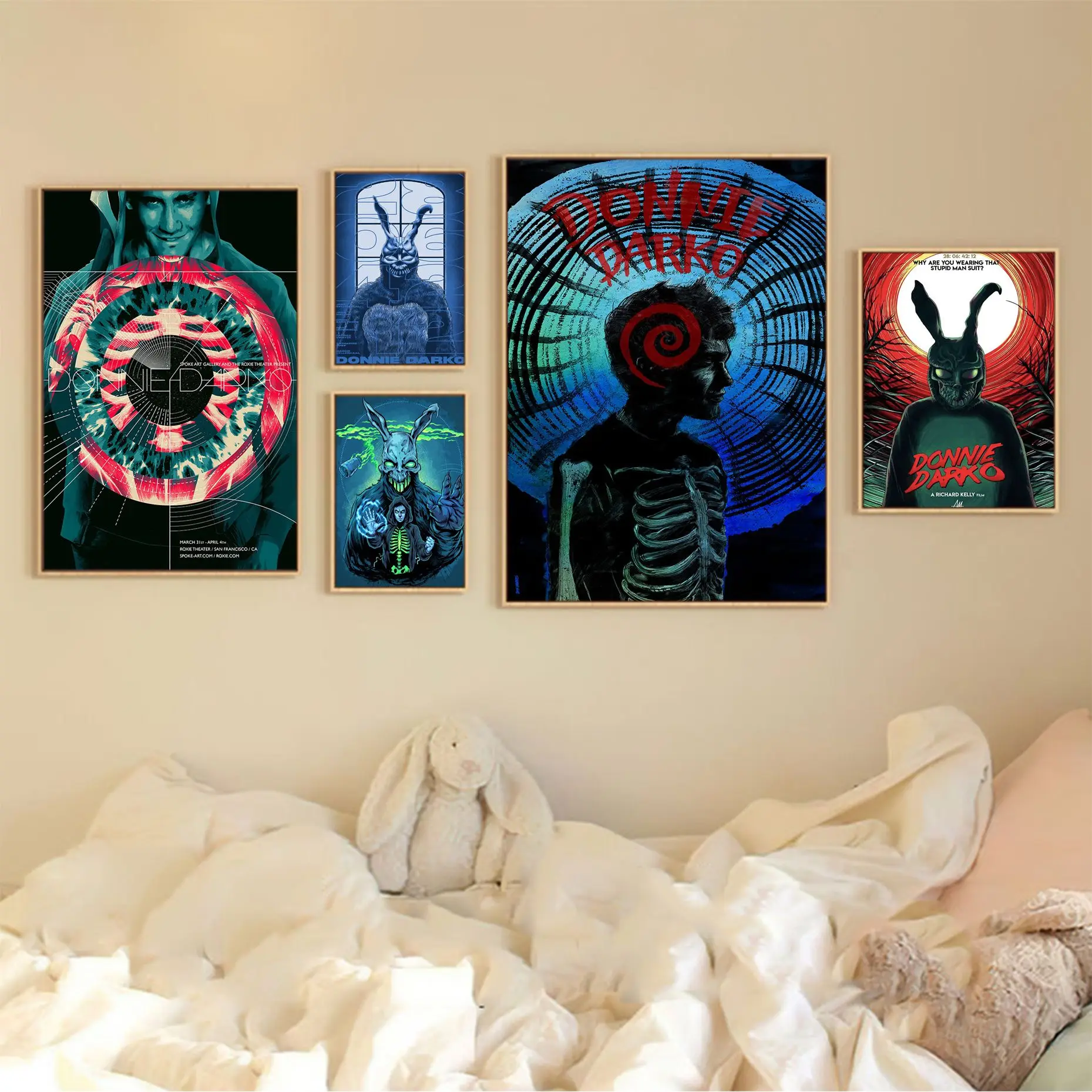 Movie Donnie Darko Good Quality Prints And Posters Fancy Wall Sticker For Living Room Bar Decoration Kawaii Room Decor
Movie Donnie Darko Good Quality Prints And Posters Fancy Wall Sticker For Living Room Bar Decoration Kawaii Room Decor