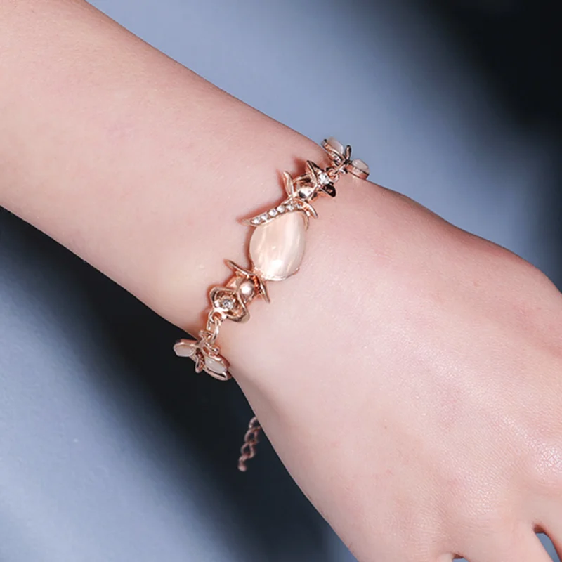

Women Simple Flash Diamond Bracelet Opal Leaves Rose Gold Bracelet Trendy Jewelry 2022 Valentine's Day Gift Fashion Birthday Gif