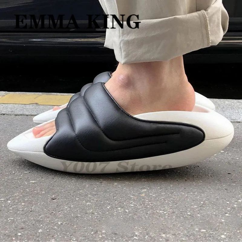 2022 Unisex Platform Leisure Sport Slides Open Toe Gold Leather Rhinestones Chain Slippers Women Runway Summer Outdoor Slippers
2022 Unisex Platform Leisure Sport Slides Open Toe Gold Leather Rhinestones Chain Slippers Women Runway Summer Outdoor Slippers