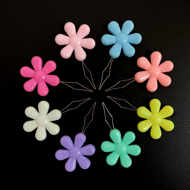 3Pcs Elderly Easy Sewing Needle Device Threader Thread Guide Tool Garment Sewing Needlework Flower Shape Random Color
3Pcs Elderly Easy Sewing Needle Device Threader Thread Guide Tool Garment Sewing Needlework Flower Shape Random Color