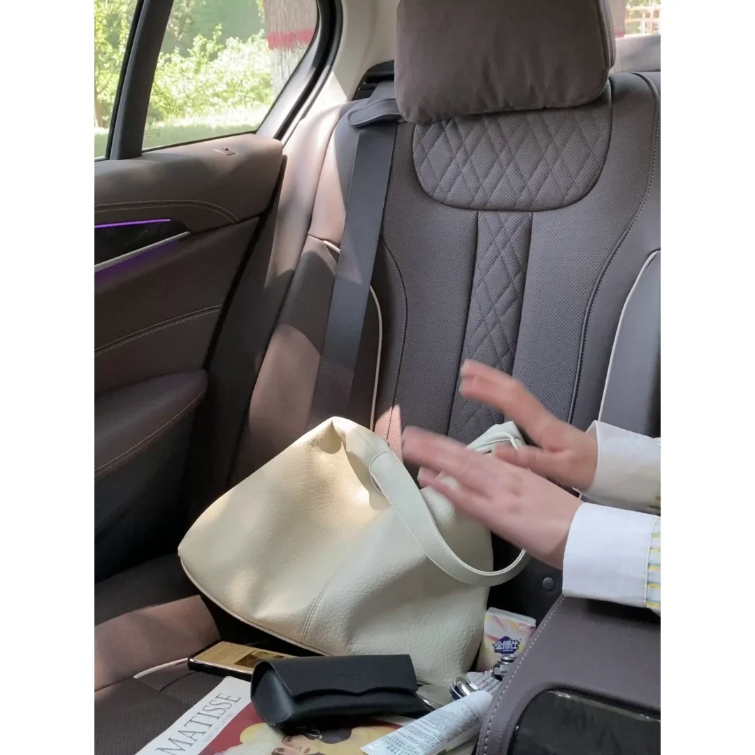 Fashion PU Material Women's Bag Women's Crossbody Messenger Bag Large Capacity Shoulder Bags Casual Tote Handbag
Fashion PU Material Women's Bag Women's Crossbody Messenger Bag Large Capacity Shoulder Bags Casual Tote Handbag