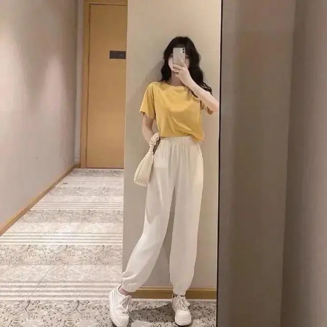 Women 2022 Summer Fashion Students Suits Female Short Sleeve Solid Tops + Loose Casual Pants Ladies Sports Two-piece Sets R124
Women 2022 Summer Fashion Students Suits Female Short Sleeve Solid Tops + Loose Casual Pants Ladies Sports Two-piece Sets R124