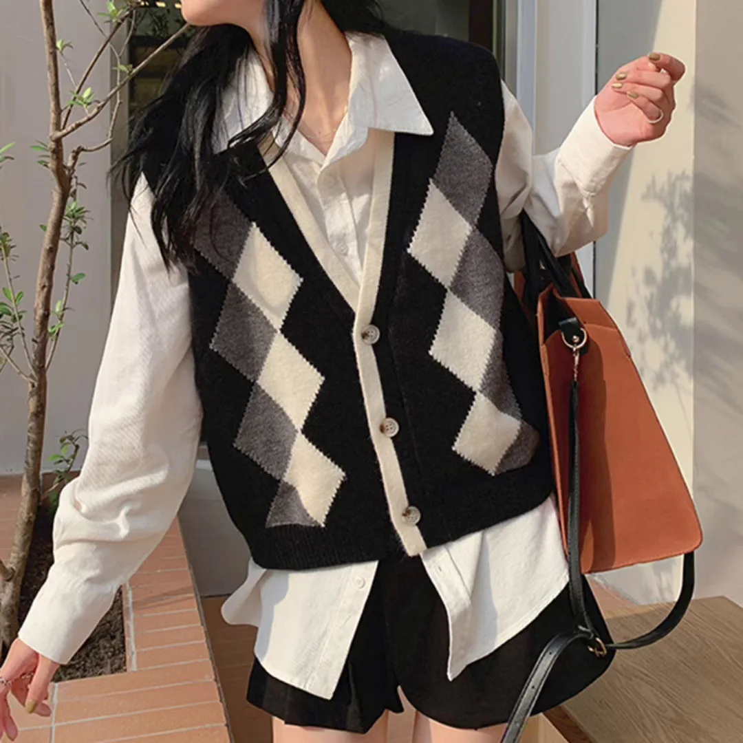 Women's Vest Sweater V-neck Sleeveless Knitted Vest Korean Loose Cardigan Waistcoat Trending Sweater Autumn Printing Top T371
Women's Vest Sweater V-neck Sleeveless Knitted Vest Korean Loose Cardigan Waistcoat Trending Sweater Autumn Printing Top T371