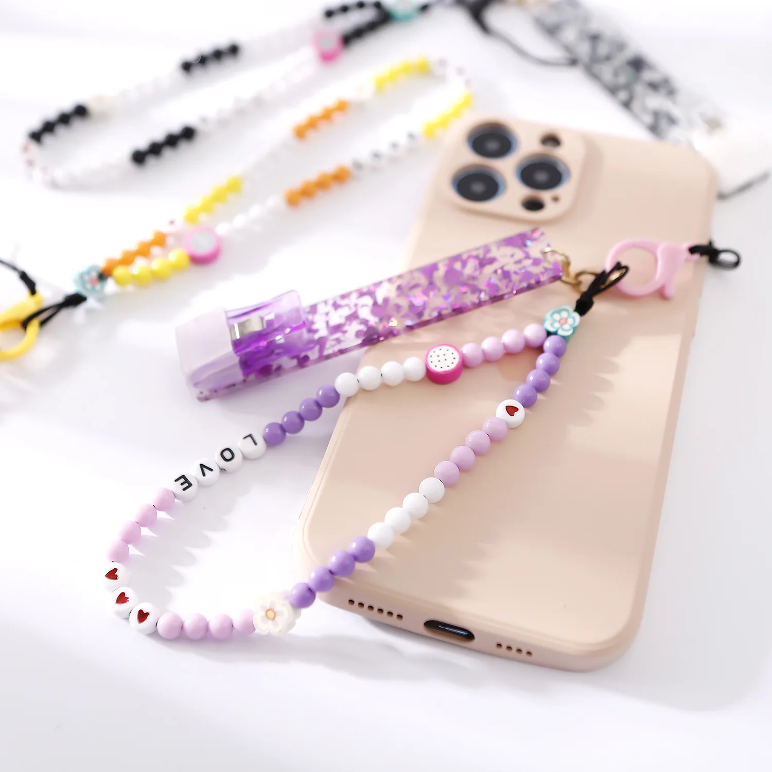 Fashion Hand Made Beaded Flowers and Fruits Mobile Phone Chain for Women Colorful Handmade Beaded Phone Lanyard Gifts
Fashion Hand Made Beaded Flowers and Fruits Mobile Phone Chain for Women Colorful Handmade Beaded Phone Lanyard Gifts