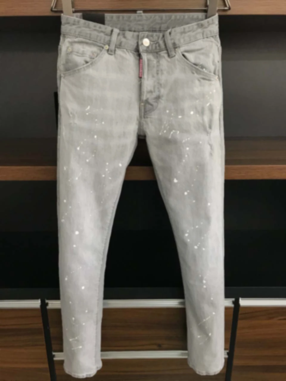 2023 new denim trousers men's fashion, leisure, slimming, slightly elastic, small feet, water washing, zipper, D2 jeans
2023 new denim trousers men's fashion, leisure, slimming, slightly elastic, small feet, water washing, zipper, D2 jeans