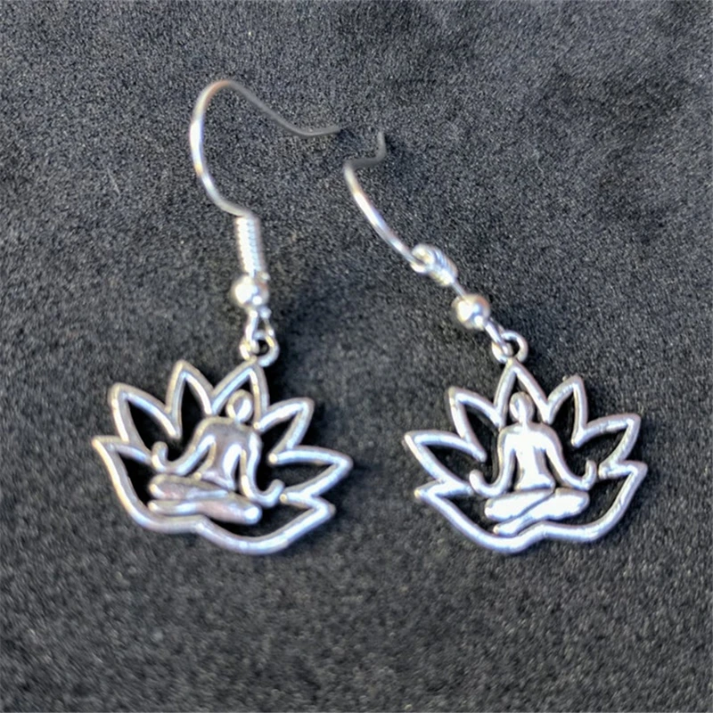 New Products Hot Selling Fashion Trend Jewelry Simple Natural Wind Lotus Meditation Table Pendant Earring Jewelry
New Products Hot Selling Fashion Trend Jewelry Simple Natural Wind Lotus Meditation Table Pendant Earring Jewelry