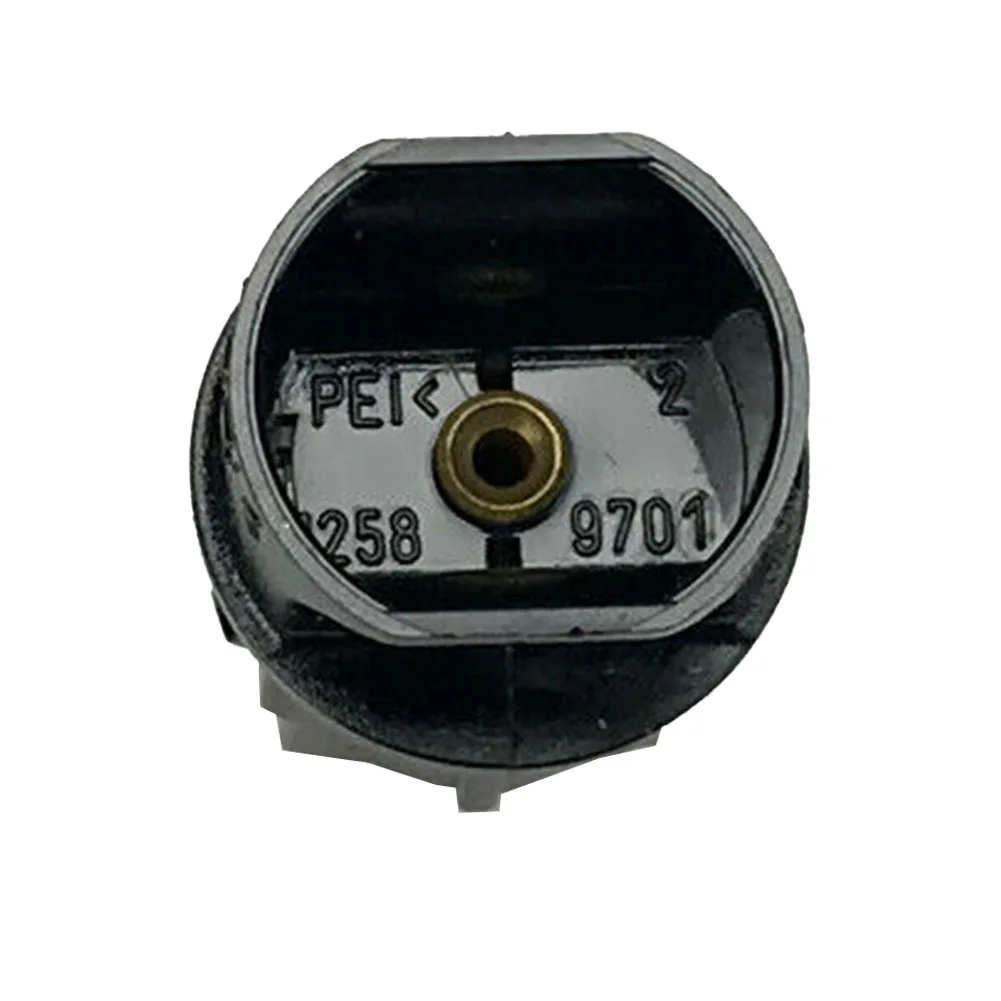 Задняя крышка автомобиля 63117407330 для BMW 3-Series F30 F80 M3 F31 E61 F11 LCI 7-Series E65 E66 E67 F01 F02 F03 F04 X6 E71 E72 Z4
Задняя крышка автомобиля 63117407330 для BMW 3-Series F30 F80 M3 F31 E61 F11 LCI 7-Series E65 E66 E67 F01 F02 F03 F04 X6 E71 E72 Z4