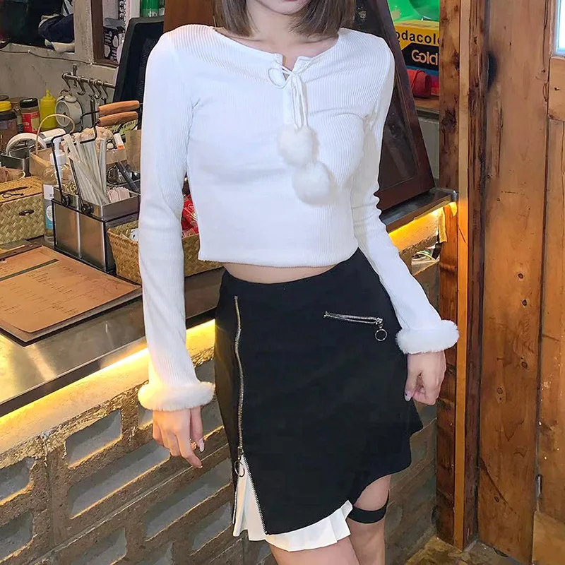 2021 Women's Round Neck Pure Color Fur Ball Short Cropped Fashion Autumn and Winter Long-sleeved Slim T-shirt Women Clothing
2021 Women's Round Neck Pure Color Fur Ball Short Cropped Fashion Autumn and Winter Long-sleeved Slim T-shirt Women Clothing