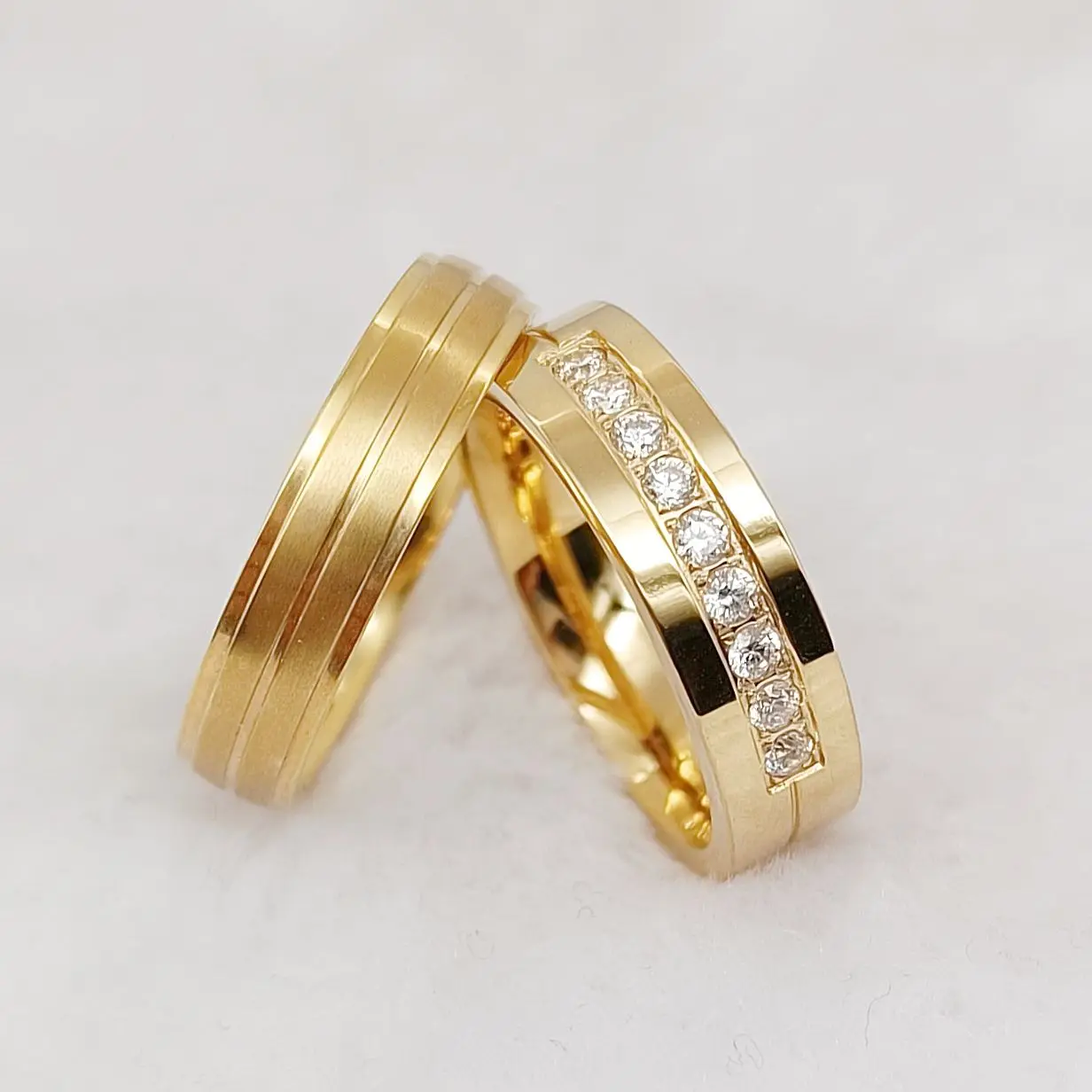 

High Quality Latest Lover's Alliance ladies fashion jewelry ring 24 carat Gold plated Promise wedding rings designs for couples