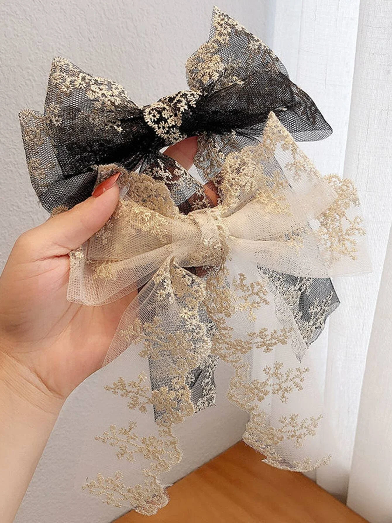 2021 New Summer Flower Crystal Hair Clips Side Hairpin Korean For Women Girls Color Petal Heart Headdress Sweet Accessories
2021 New Summer Flower Crystal Hair Clips Side Hairpin Korean For Women Girls Color Petal Heart Headdress Sweet Accessories