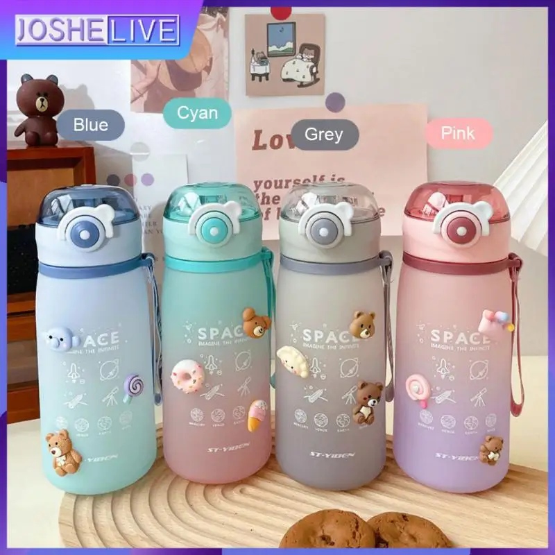 Градиентная чашка с космическим рисунком, водостойкая бутылка для питья 630 мл, высокотемпературная Звездная чашка, горькие чашки, матовая портативная бутылка со шкалой
Градиентная чашка с космическим рисунком, водостойкая бутылка для питья 630 мл, высокотемпературная Звездная чашка, горькие чашки, матовая портативная бутылка со шкалой