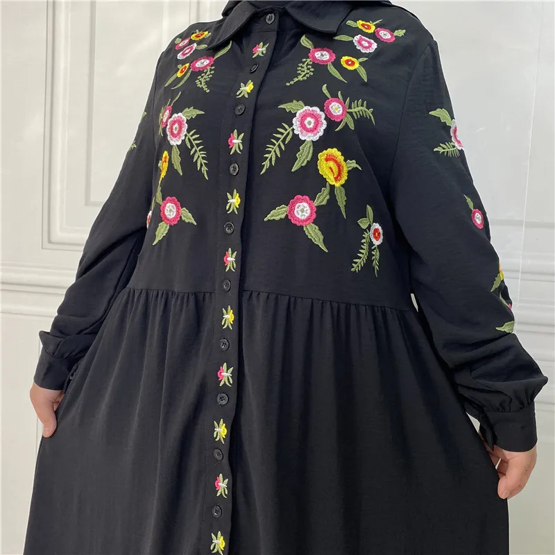 2022 Spring And Summer Full Button Lapel Cardigan Robe Abaya Dubai New Fashion Embroidered Muslim Dress
2022 Spring And Summer Full Button Lapel Cardigan Robe Abaya Dubai New Fashion Embroidered Muslim Dress