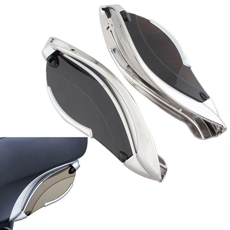 Suitable for Harley Big Glide Street Glide Glide Flank Fairing Flank Small Windshield 2014-2017
Suitable for Harley Big Glide Street Glide Glide Flank Fairing Flank Small Windshield 2014-2017
