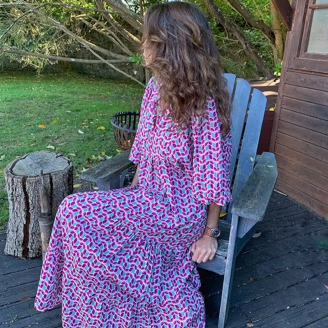 Female Sexy V-Neck Half Sleeve Long Dress Vintage Retro Boho Beach Striped Maxi Skirt Casual Women's Holiday Party Vestido 2023
Female Sexy V-Neck Half Sleeve Long Dress Vintage Retro Boho Beach Striped Maxi Skirt Casual Women's Holiday Party Vestido 2023